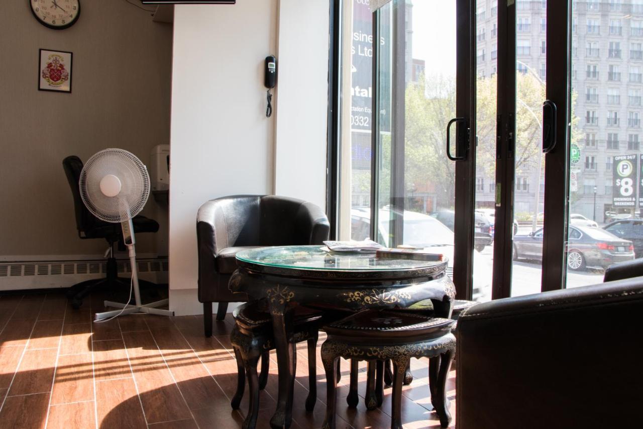 Saint Lawrence Residences And Suites Toronto Esterno foto